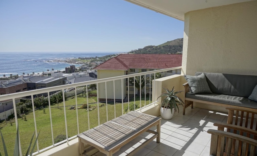 To Let 2 Bedroom Property for Rent in Camps Bay Western Cape
